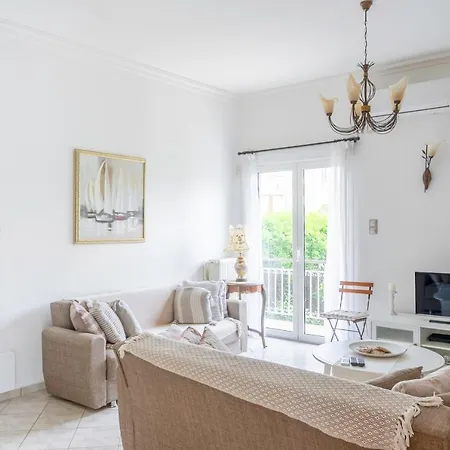 Spacious 2 Bedroom Apartment At Glifada Athens Exterior photo